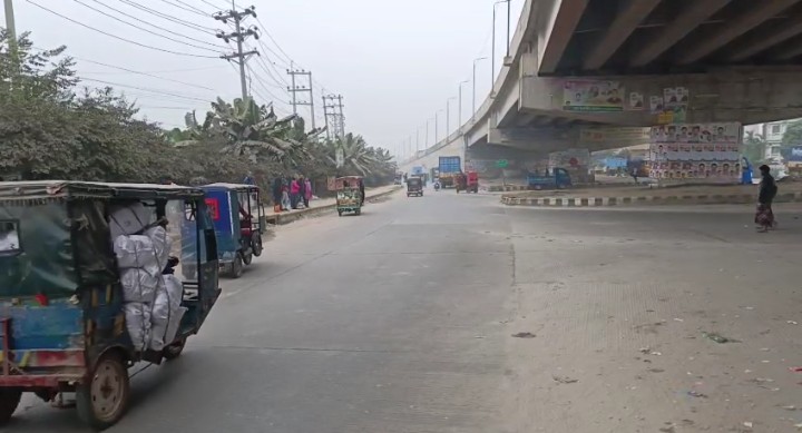 উত্তরের হিমেল বাতাস ও ঘন কুয়াশার প্রভাবে গাজীপুরে শীতের তীব্রতা বেড়েছে