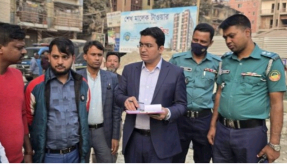 গাজীপুরে খাস পুকুর ভরাটে অভিযানে ১ লাখ টাকা জরিমানা