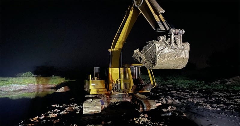 গাজীপুর কাউলতিয়া ইউনিয়ন-এ অবৈধ মাটি কাটায় ফসলি জমি ও নদী হুমকির মুখে