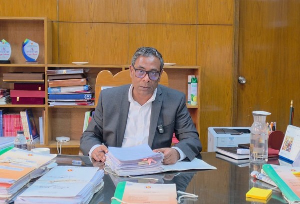 ভিডিও বার্তায় ‘ভুয়া ডাক্তার তৈরির কারখানা’ দেখালেন স্বাস্থ্য প্রতিমন্ত্রী