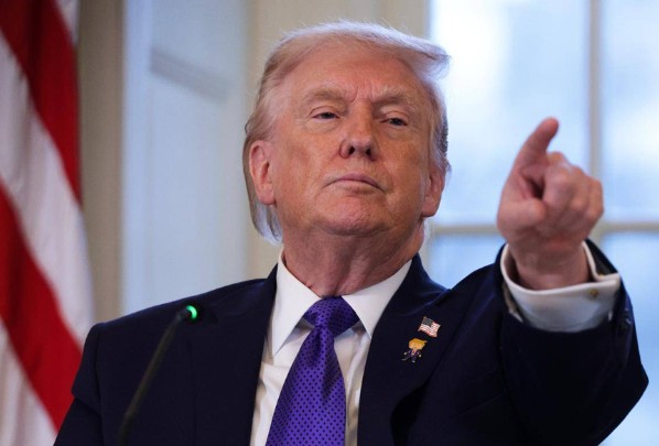 ইরানকে অস্ত্র দিলে চীনকে ‘বড় সমস্যায়’ পড়তে হবে: ট্রাম্প