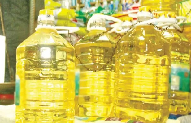 বাড়ল সয়াবিন তেলের দাম