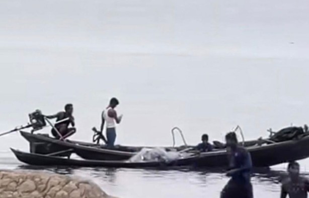 নাফ নদে ইয়াবা ছিনতাই, গোলাগুলি