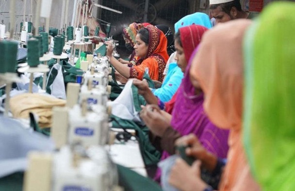 বস্ত্র খাতে নগদ সহায়তা বাড়ছে ৩ গুণ